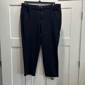 Gloria Vanderbilt Amanda ponte pants. Navy Blue super soft and stretchy. Size 20